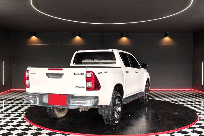 REVO PRE 2021 2.4 ENTRY AT DOUBLE CAB WHITE  2984 full