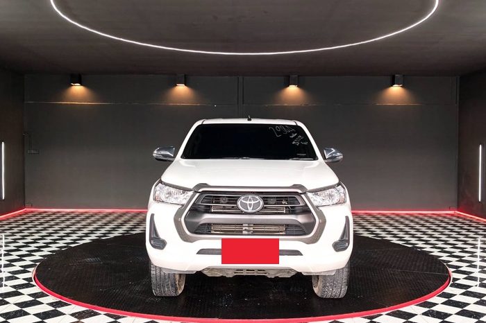 REVO PRE 2021 2.4 ENTRY AT DOUBLE CAB WHITE  2984 full
