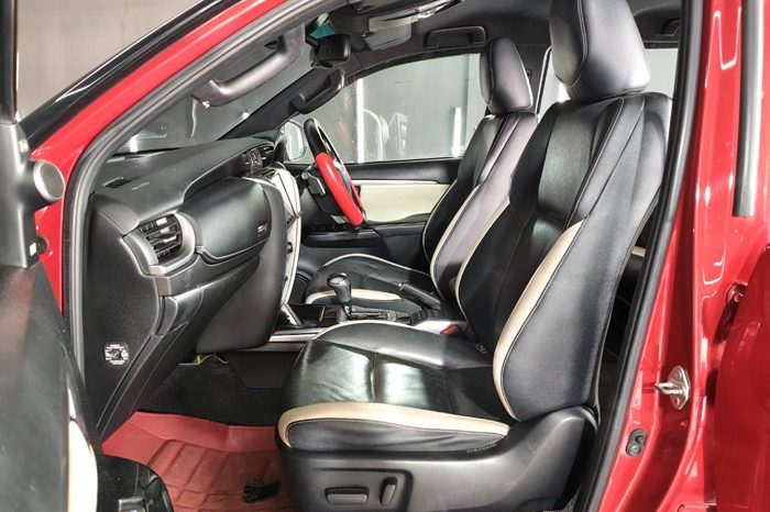 TOYOTA 4WD 2021 2.8V AT FORTUNER RED  858 full