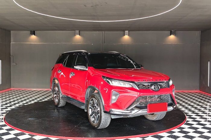 TOYOTA 4WD 2021 2.8V AT FORTUNER RED  858 full