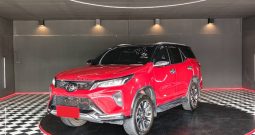 TOYOTA 4WD 2021 2.8V AT FORTUNER RED  858