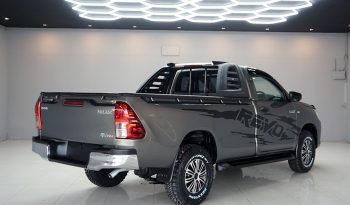 REVO 2WD 2018 2.4J MT STANDARD BRONZE  295 full