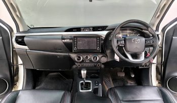 REVO PRE 2022 2.4 MID AT DOUBLE CAB WHITE  1199 full