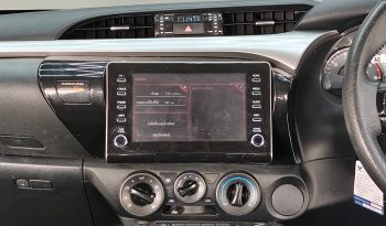 REVO PRE 2022 2.4 MID AT DOUBLE CAB WHITE  1199 full