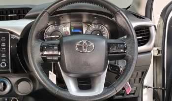 REVO PRE 2022 2.4 MID AT DOUBLE CAB WHITE  1199 full