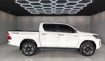 REVO PRE 2022 2.4 MID AT DOUBLE CAB WHITE  1199 full