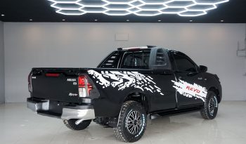 REVO 2WD 2021 2.4J MT STANDARD BLACK  916 full