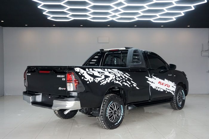 REVO 2WD 2021 2.4J MT STANDARD BLACK  916 full