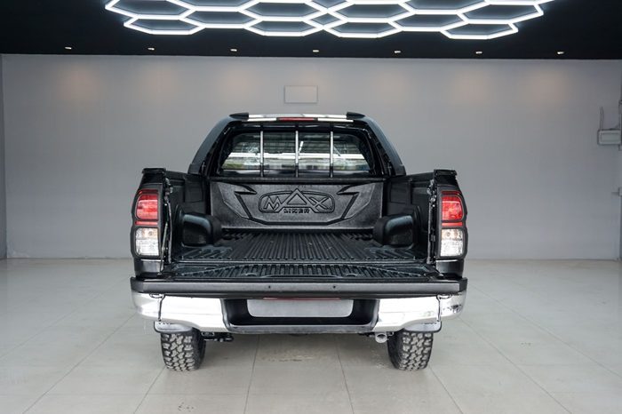 REVO 2WD 2021 2.4J MT STANDARD BLACK  916 full