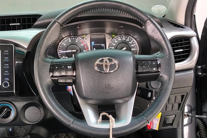 REVO PRE 2021 2.4 MID AT DOUBLE CAB DARK GREY 4298 full