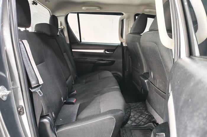 REVO PRE 2021 2.4 MID AT DOUBLE CAB DARK GREY 4298 full
