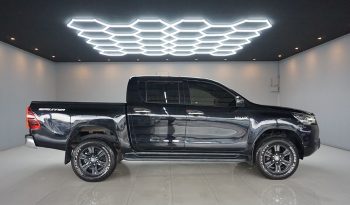 REVO PRE 2021 2.4 MID AT DOUBLE CAB BLACK 4645 full