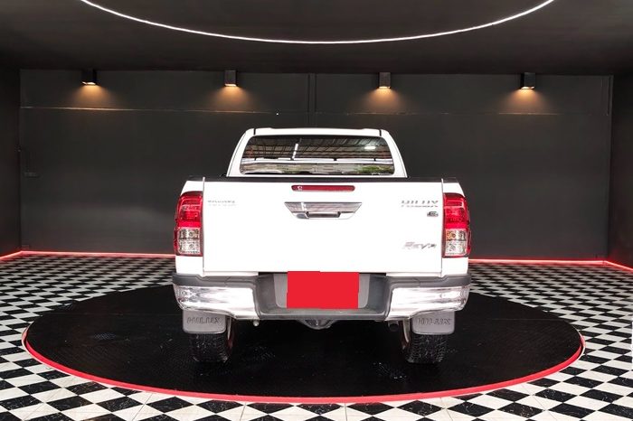 REVO PRE 2019 2.4E AT SMART CAB WHITE  4898 full