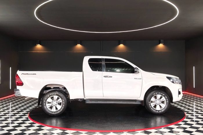 REVO PRE 2019 2.4E AT SMART CAB WHITE  4898 full