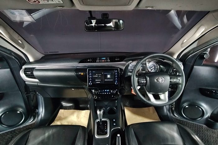 REVO PRE 2021 2.4 HIGHT AT DOUBLE CAB DARK GREY  9423 full