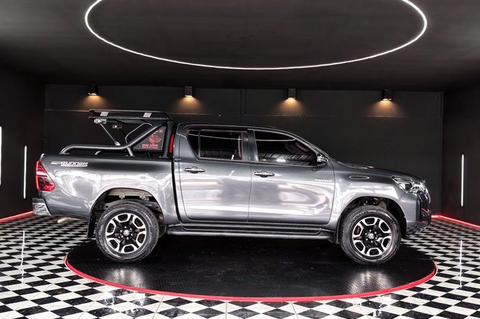 REVO PRE 2021 2.4 HIGHT AT DOUBLE CAB DARK GREY  9423 full