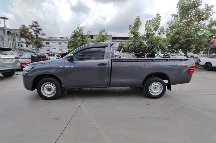 REVO 2WD 2023 2.4J MT STANDARD DARK GREY  4778 full