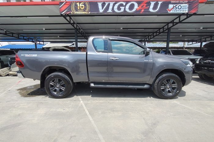 REVO PRE 2022 2.4 ENTRY AT SMART CAB DARK GREY  8693 full