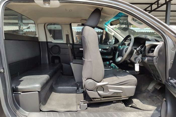 REVO PRE 2022 2.4 ENTRY AT SMART CAB DARK GREY  8693 full