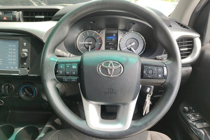 REVO PRE 2022 2.4 ENTRY AT SMART CAB DARK GREY  8693 full