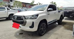 REVO PRE 2021 2.4 ENTRY AT SMART CAB WHITE  7288