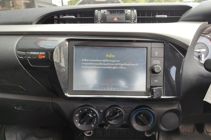 REVO PRE 2021 2.4 ENTRY AT SMART CAB WHITE  7288 full