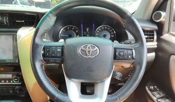 TOYOTA 4WD 2019 2.8V AT FORTUNER SILVER  9341 full