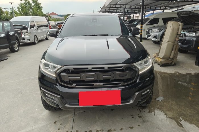 FORD 4WD 2018 3.2 AT EVEREST SUV BLACK  9189 full