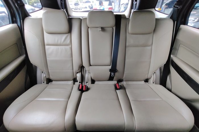 FORD 4WD 2018 3.2 AT EVEREST SUV BLACK  9189 full