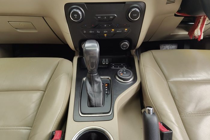 FORD 4WD 2018 3.2 AT EVEREST SUV BLACK  9189 full