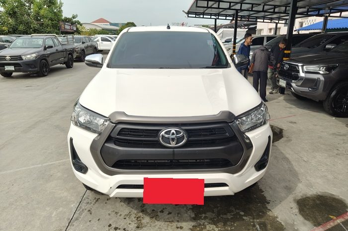REVO PRE 2021 2.4 ENTRY AT DOUBLE CAB WHITE  8609 full