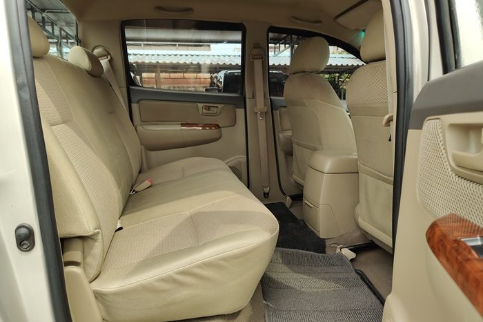 VIGO PRE 2012 3.0E AT DOUBLE CAB BROWN 1280 full