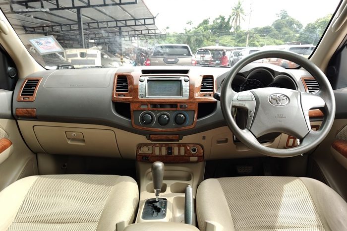 VIGO PRE 2012 3.0E AT DOUBLE CAB BROWN 1280 full
