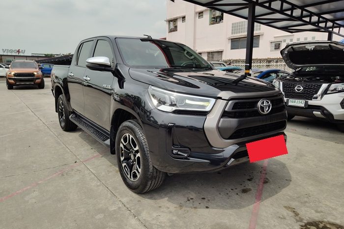 REVO 4WD 2021 2.4 MID MT DOUBLE CAB SILVER 8094 full