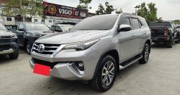TOYOTA 2WD 2020 2.4V AT FORTUNER SILVER  2845