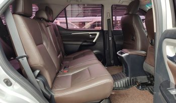 TOYOTA 2WD 2020 2.4V AT FORTUNER SILVER  2845 full