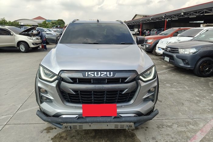 ISUZU 4WD 2020 3.0 AT DOUBLE CAB SILVER  2115 full