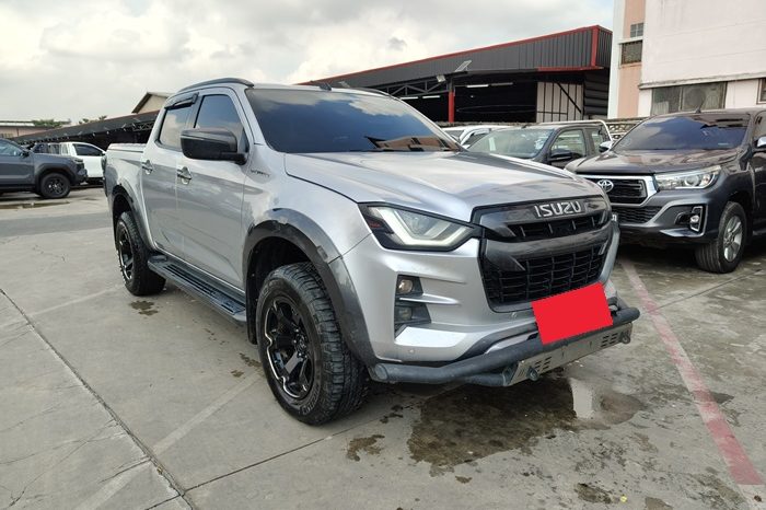 ISUZU 4WD 2020 3.0 AT DOUBLE CAB SILVER  2115 full
