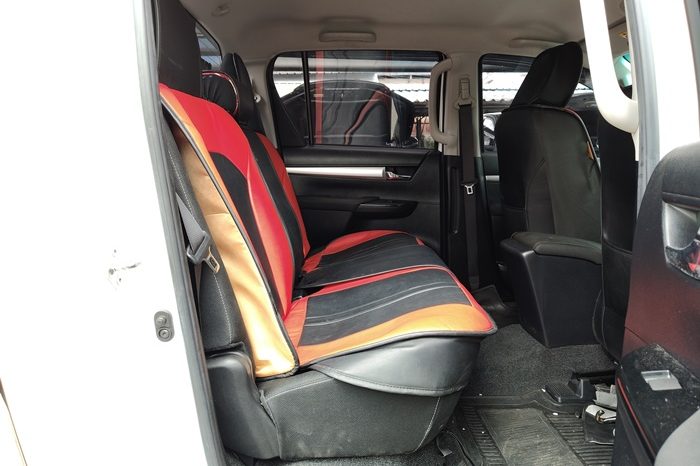 REVO PRE 2019 2.4E AT DOUBLE CAB WHITE  3961 full