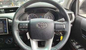 REVO PRE 2019 2.4E AT DOUBLE CAB WHITE  3961 full