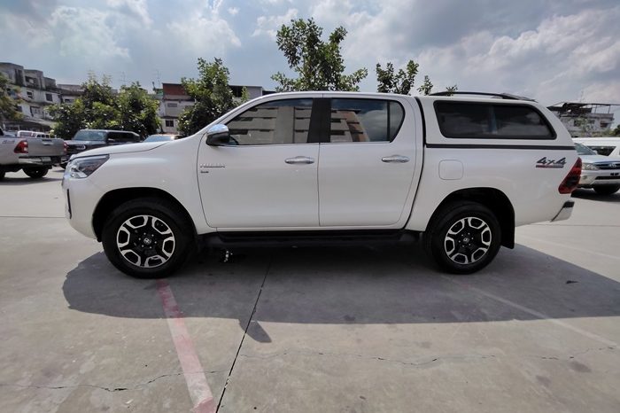 REVO 4WD 2021 2.8 HIGHT AT DOUBLE CAB WHITE  2108 full