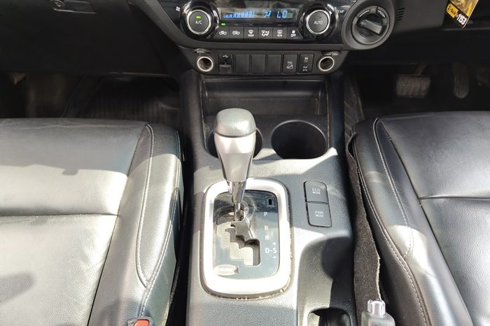 REVO 4WD 2021 2.8 HIGHT AT DOUBLE CAB WHITE  2108 full