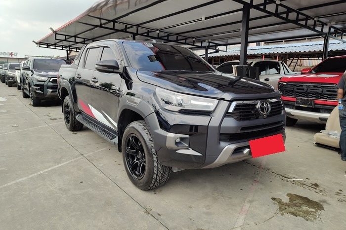 REVO 4WD 2023 2.8 HIGHT AT DOUBLE CAB BLACK  5524 full