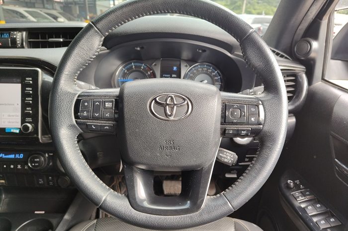 REVO 4WD 2023 2.8 HIGHT AT DOUBLE CAB BLACK  5524 full