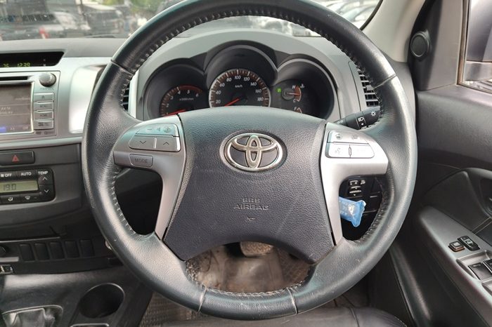 VIGO 4WD 2013 3.0G AT DOUBLE CAB BLACK  349 full