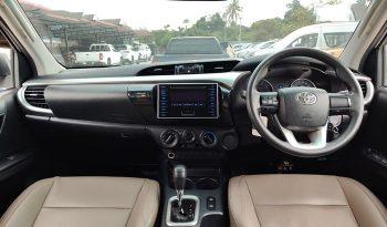 REVO PRE 2015 2.4E AT DOUBLE CAB WHITE  3107 full