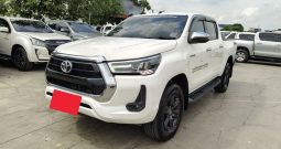 REVO PRE 2022 2.4 ENTRY AT DOUBLE CAB WHITE 6278