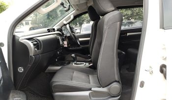 REVO PRE 2022 2.4 ENTRY AT DOUBLE CAB WHITE 6278 full