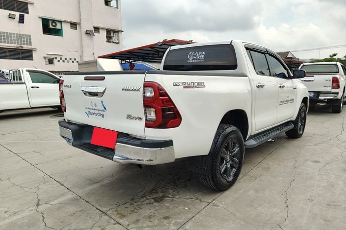 REVO PRE 2022 2.4 ENTRY AT DOUBLE CAB WHITE 6278 full
