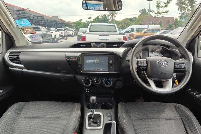 REVO PRE 2022 2.4 ENTRY AT DOUBLE CAB WHITE 6278 full
